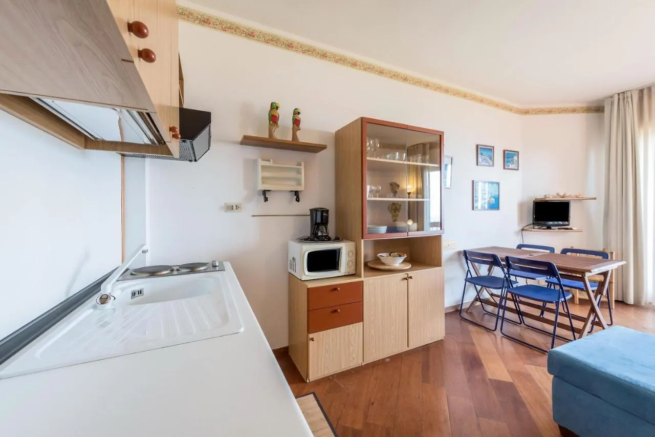 On The Beach Lake View Manerba del Garda Apartment